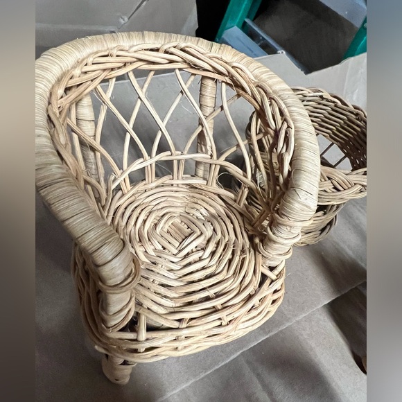 Mini wicker doll furniture - Picture 4 of 9